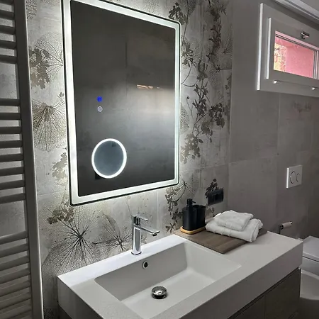 Apartment Liberty House Bellano