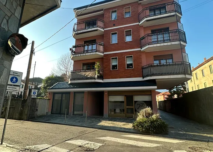 Liberty House * Bellano